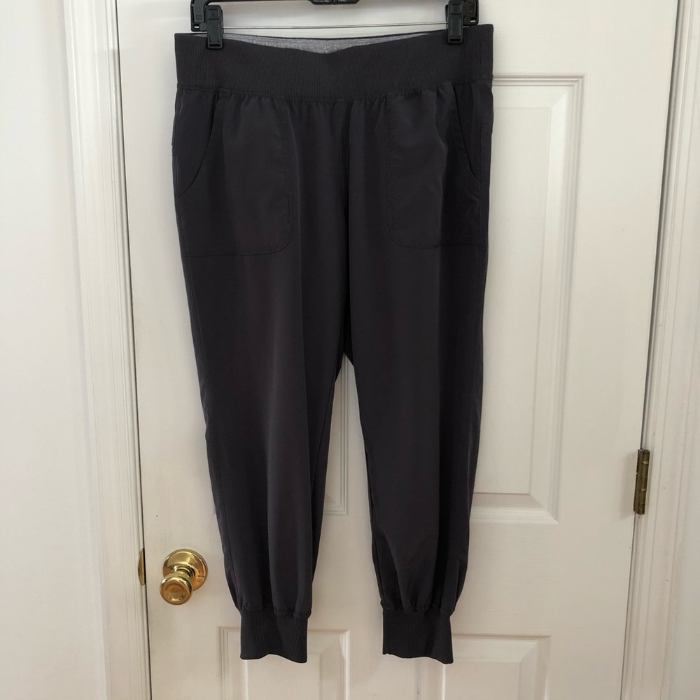 Calvin Klein cropped sweatpants
